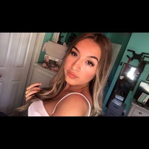 Meet your Posher, Joanna